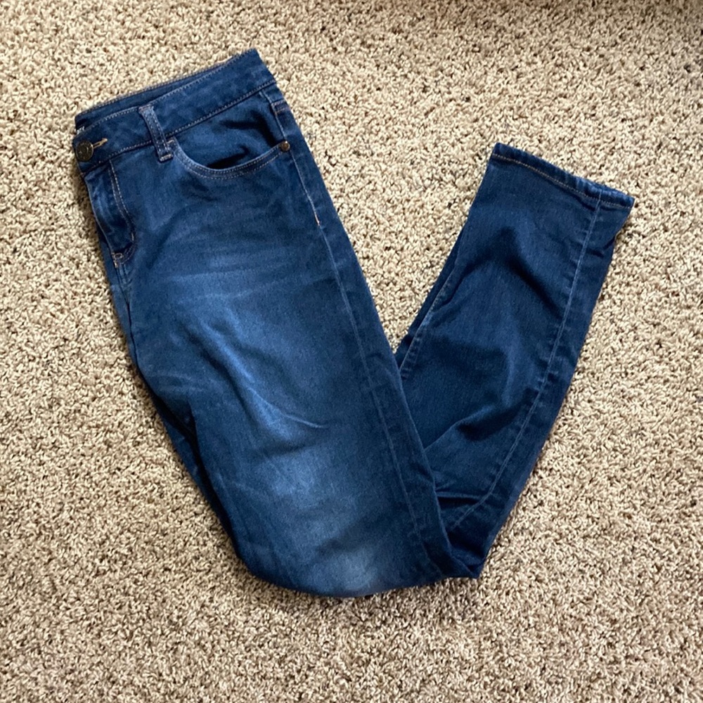 Celebrity Pink Junior 11 Skinny Jeans